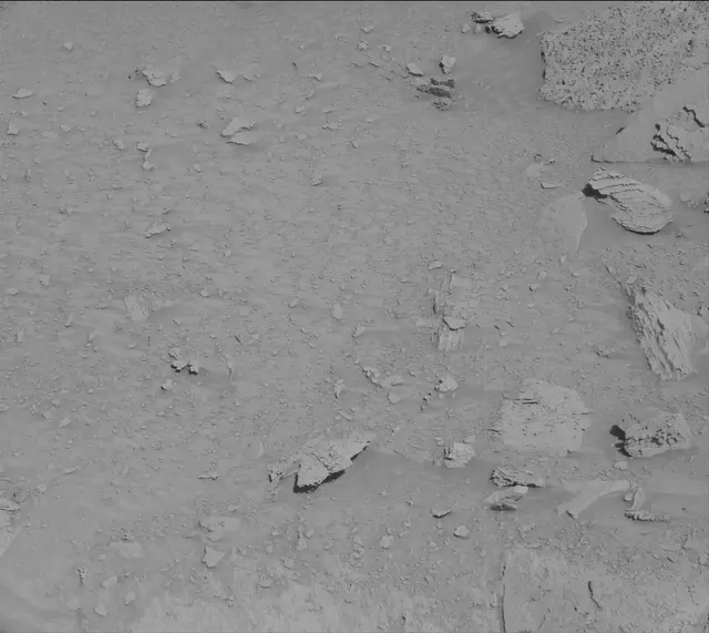 Sol 3899: Mast Camera (Mastcam)