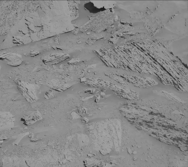Sol 3899: Mast Camera (Mastcam)