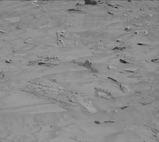 Sol 3899: Mast Camera (Mastcam)