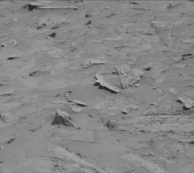 Sol 3899: Mast Camera (Mastcam)
