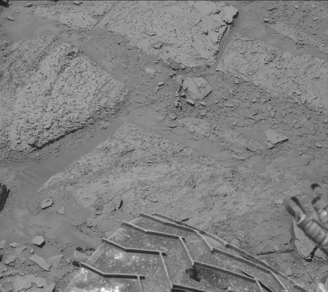 Sol 3899: Mast Camera (Mastcam)