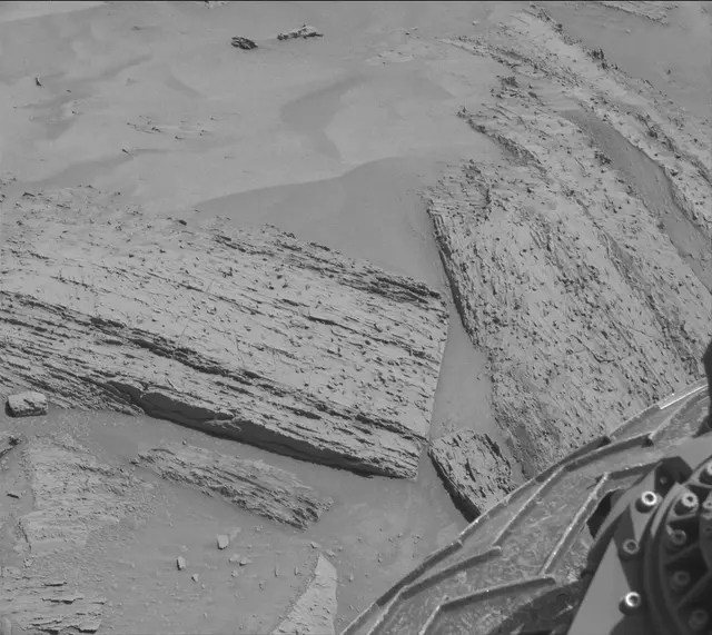 Sol 3899: Mast Camera (Mastcam)