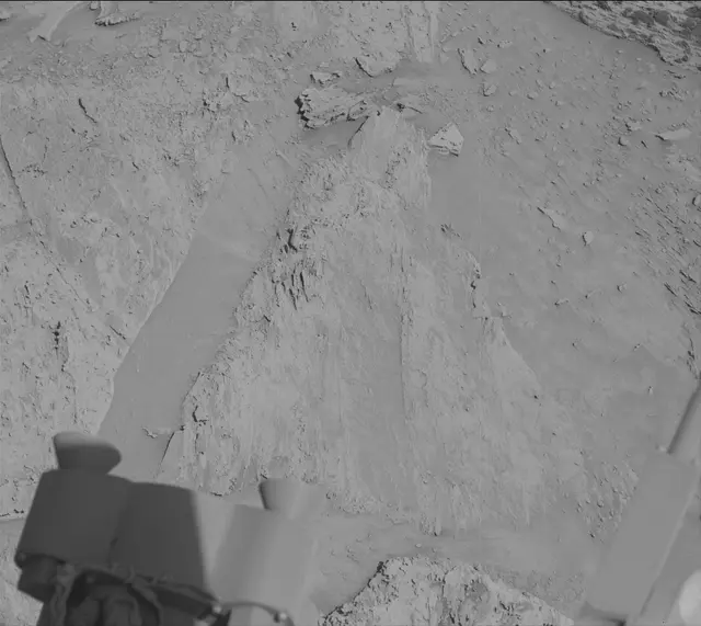 Sol 3899: Mast Camera (Mastcam)