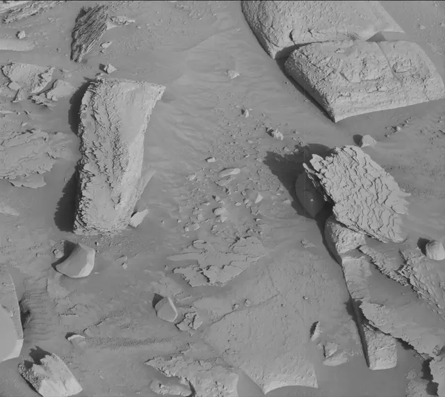 Sol 3899: Mast Camera (Mastcam)