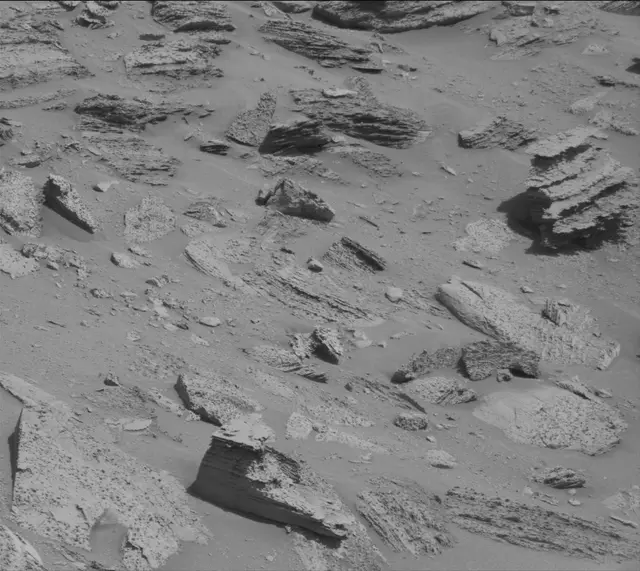 Sol 3899: Mast Camera (Mastcam)