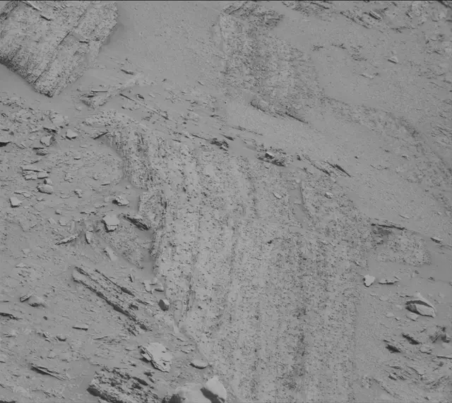 Sol 3899: Mast Camera (Mastcam)