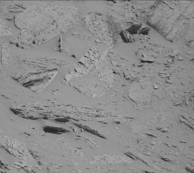 Sol 3899: Mast Camera (Mastcam)