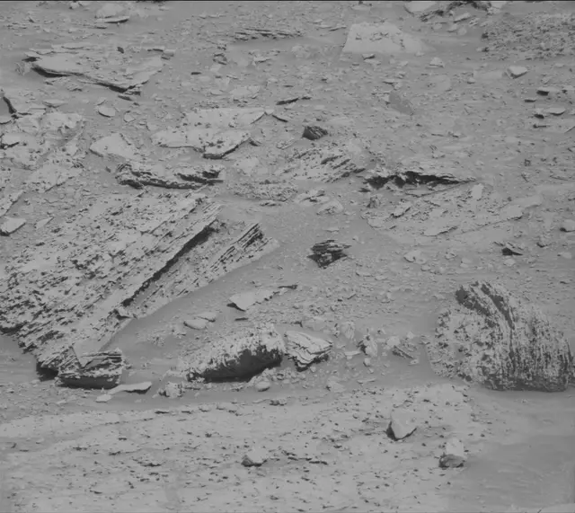 Sol 3899: Mast Camera (Mastcam)