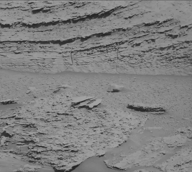 Sol 3899: Mast Camera (Mastcam)