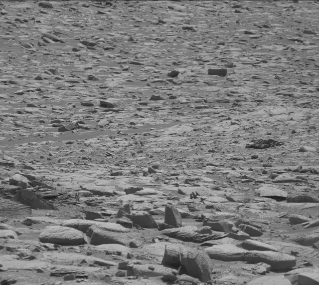 Sol 3899: Mast Camera (Mastcam)