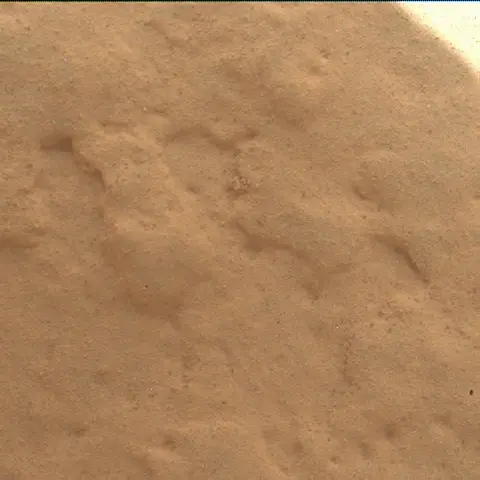 Sol 3899: Mars Hand Lens Imager (MAHLI)