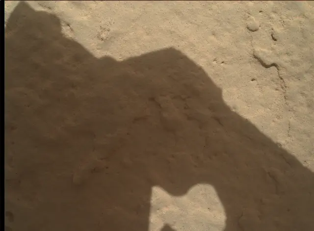 Sol 3899: Mars Hand Lens Imager (MAHLI)