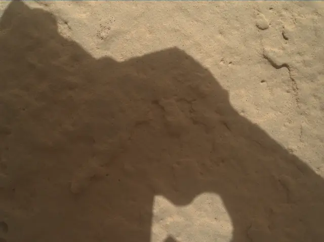 Sol 3899: Mars Hand Lens Imager (MAHLI)