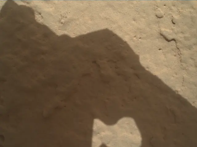 Sol 3899: Mars Hand Lens Imager (MAHLI)