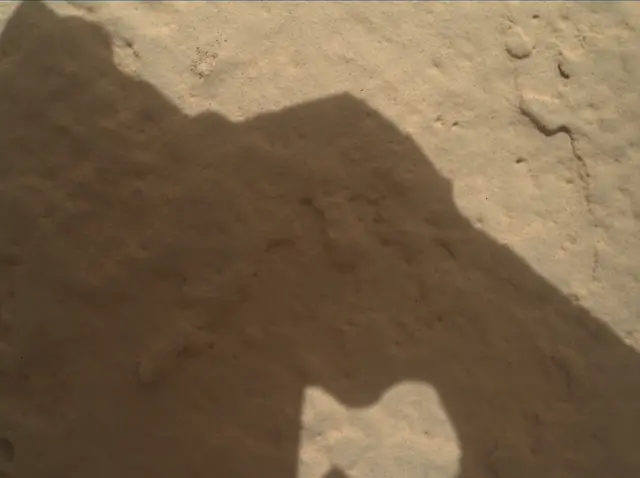Sol 3899: Mars Hand Lens Imager (MAHLI)