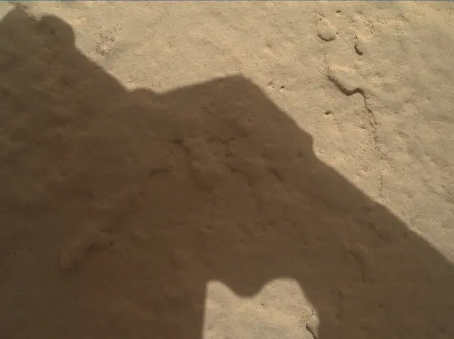 Sol 3899: Mars Hand Lens Imager (MAHLI)