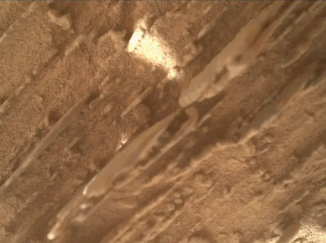 Sol 3899: Mars Hand Lens Imager (MAHLI)