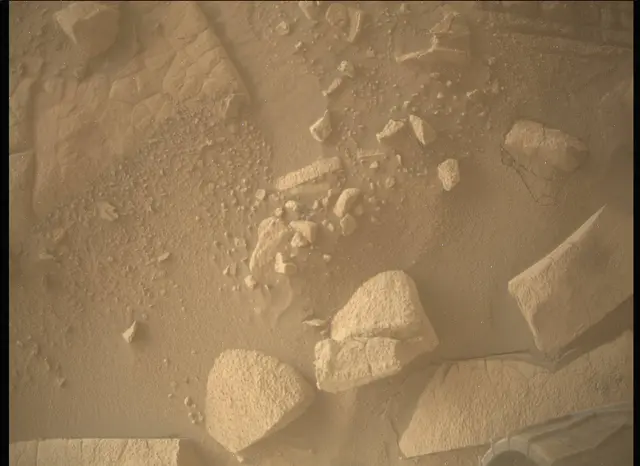 Sol 3899: Mars Descent Imager (MARDI)