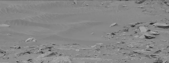 Sol 3900: Mast Camera (Mastcam)