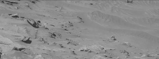 Sol 3900: Mast Camera (Mastcam)