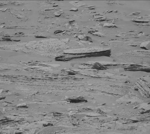 Sol 3900: Mast Camera (Mastcam)