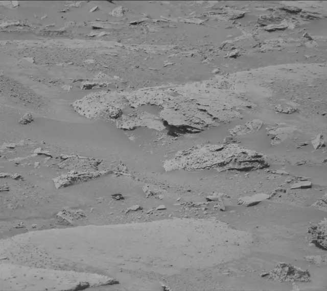 Sol 3900: Mast Camera (Mastcam)