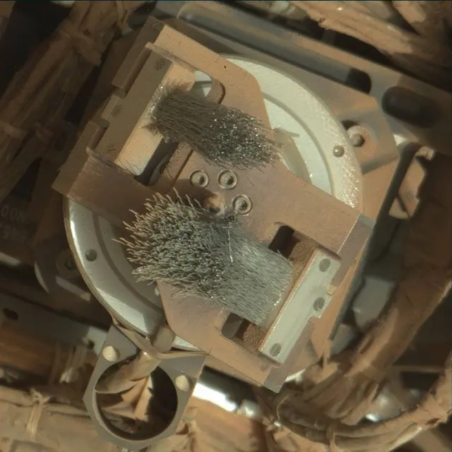 Sol 3900: Mast Camera (Mastcam)