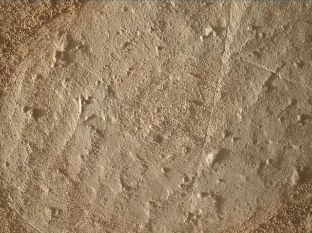 Sol 3900: Mars Hand Lens Imager (MAHLI)