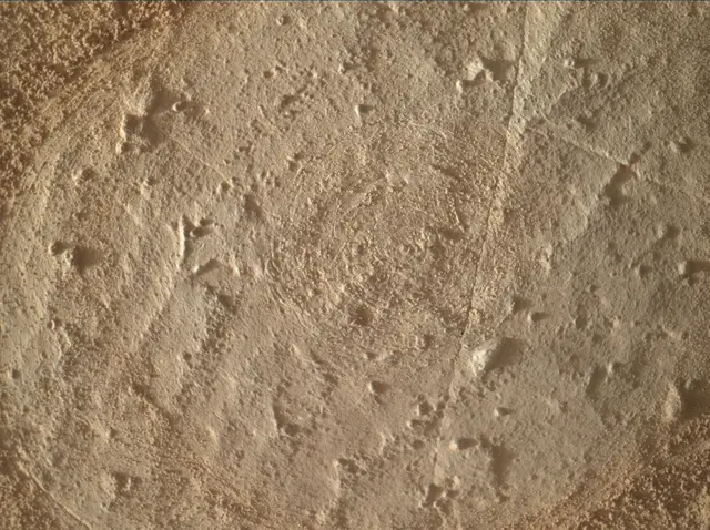 Sol 3900: Mars Hand Lens Imager (MAHLI)
