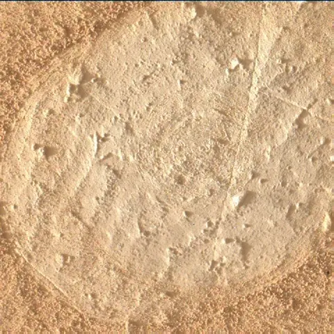 Sol 3900: Mars Hand Lens Imager (MAHLI)