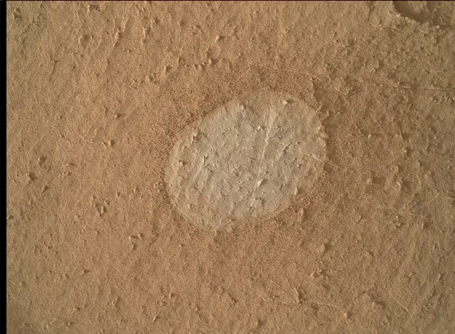 Sol 3900: Mars Hand Lens Imager (MAHLI)