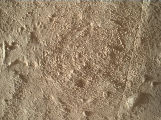 Sol 3900: Mars Hand Lens Imager (MAHLI)
