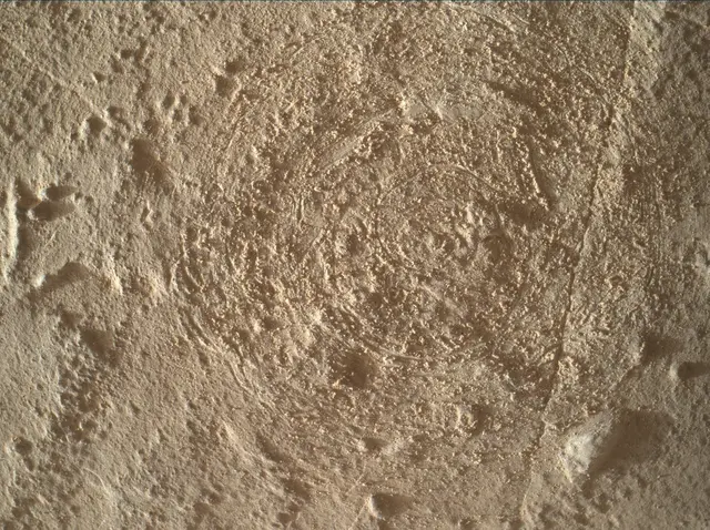 Sol 3900: Mars Hand Lens Imager (MAHLI)