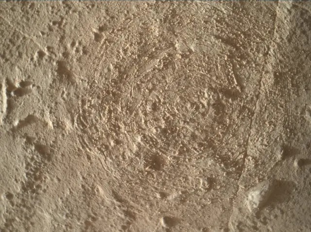 Sol 3900: Mars Hand Lens Imager (MAHLI)