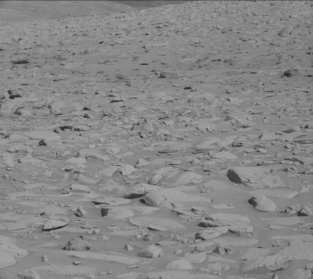 Sol 3901: Mast Camera (Mastcam)