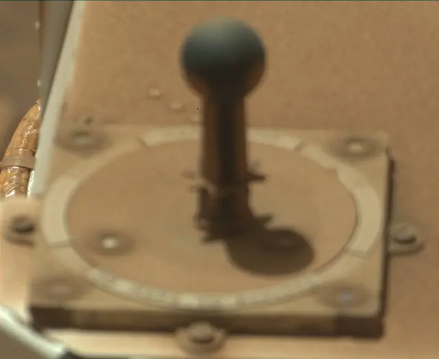 Sol 3901: Mast Camera (Mastcam)