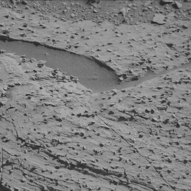 Sol 3901: Mast Camera (Mastcam)