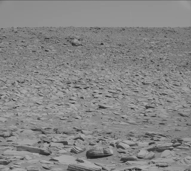 Sol 3902: Mast Camera (Mastcam)