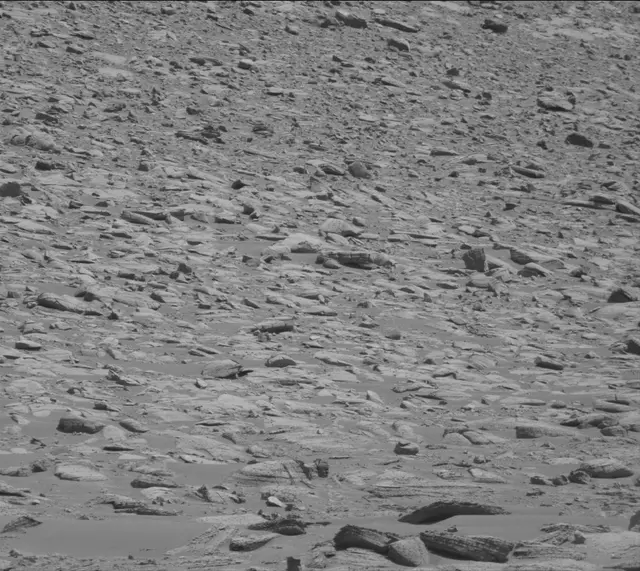 Sol 3902: Mast Camera (Mastcam)