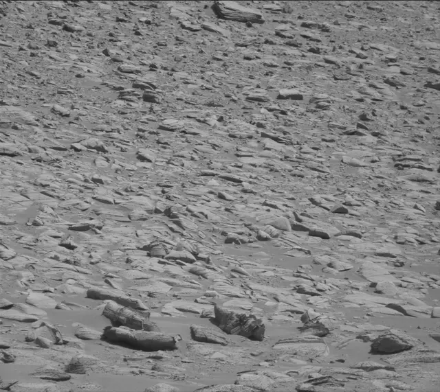 Sol 3902: Mast Camera (Mastcam)
