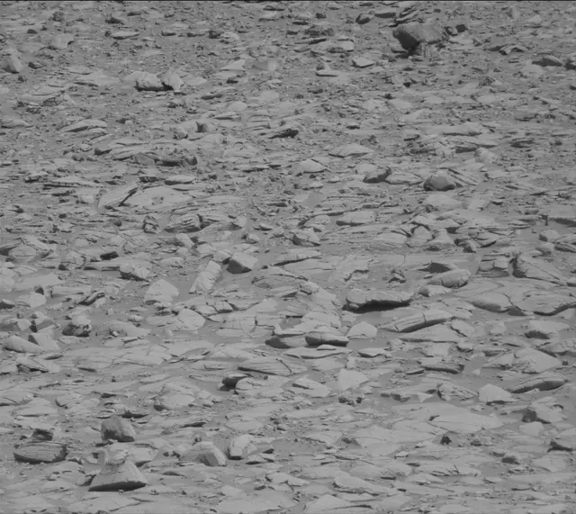 Sol 3902: Mast Camera (Mastcam)