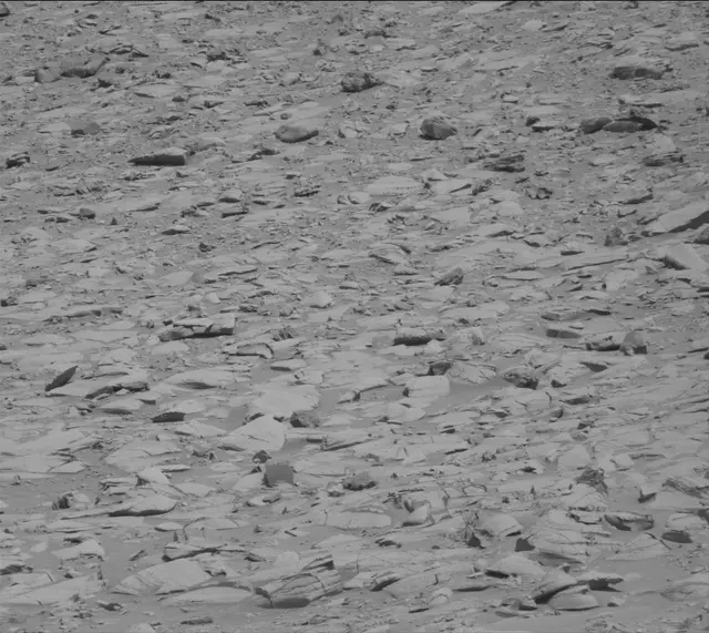Sol 3902: Mast Camera (Mastcam)