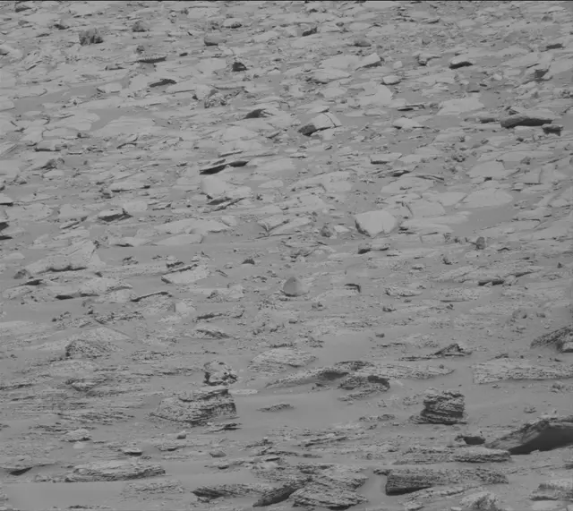 Sol 3902: Mast Camera (Mastcam)