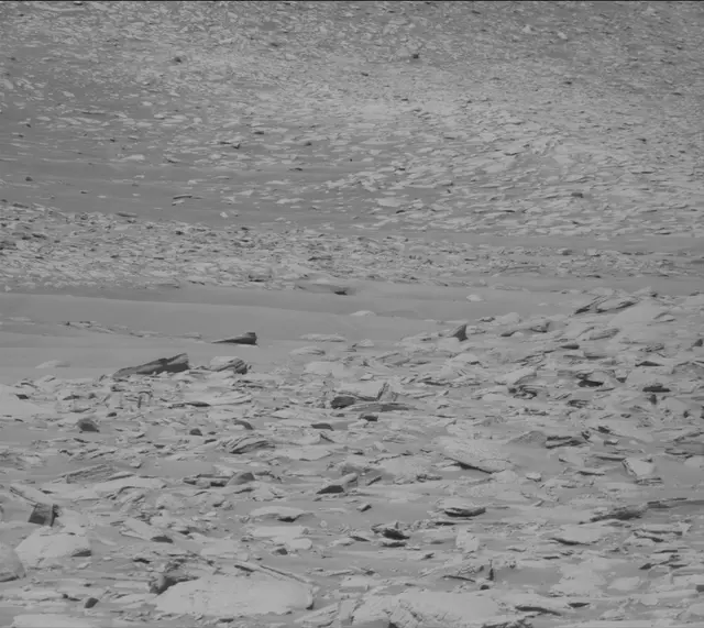 Sol 3902: Mast Camera (Mastcam)
