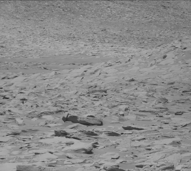 Sol 3902: Mast Camera (Mastcam)