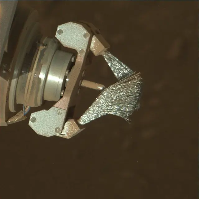 Sol 3902: Mast Camera (Mastcam)