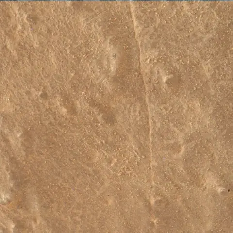Sol 3902: Mars Hand Lens Imager (MAHLI)