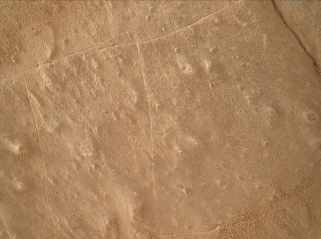 Sol 3902: Mars Hand Lens Imager (MAHLI)
