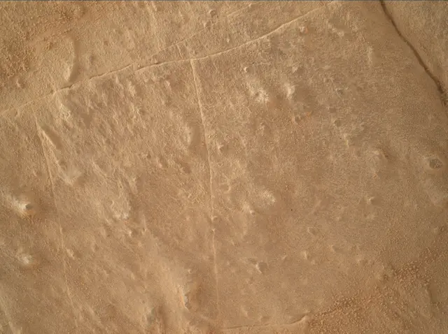 Sol 3902: Mars Hand Lens Imager (MAHLI)
