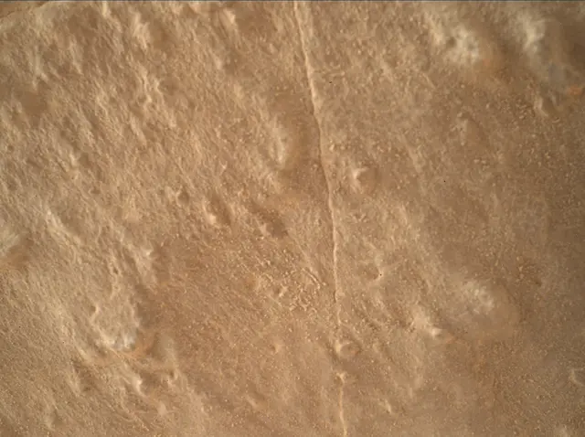 Sol 3902: Mars Hand Lens Imager (MAHLI)